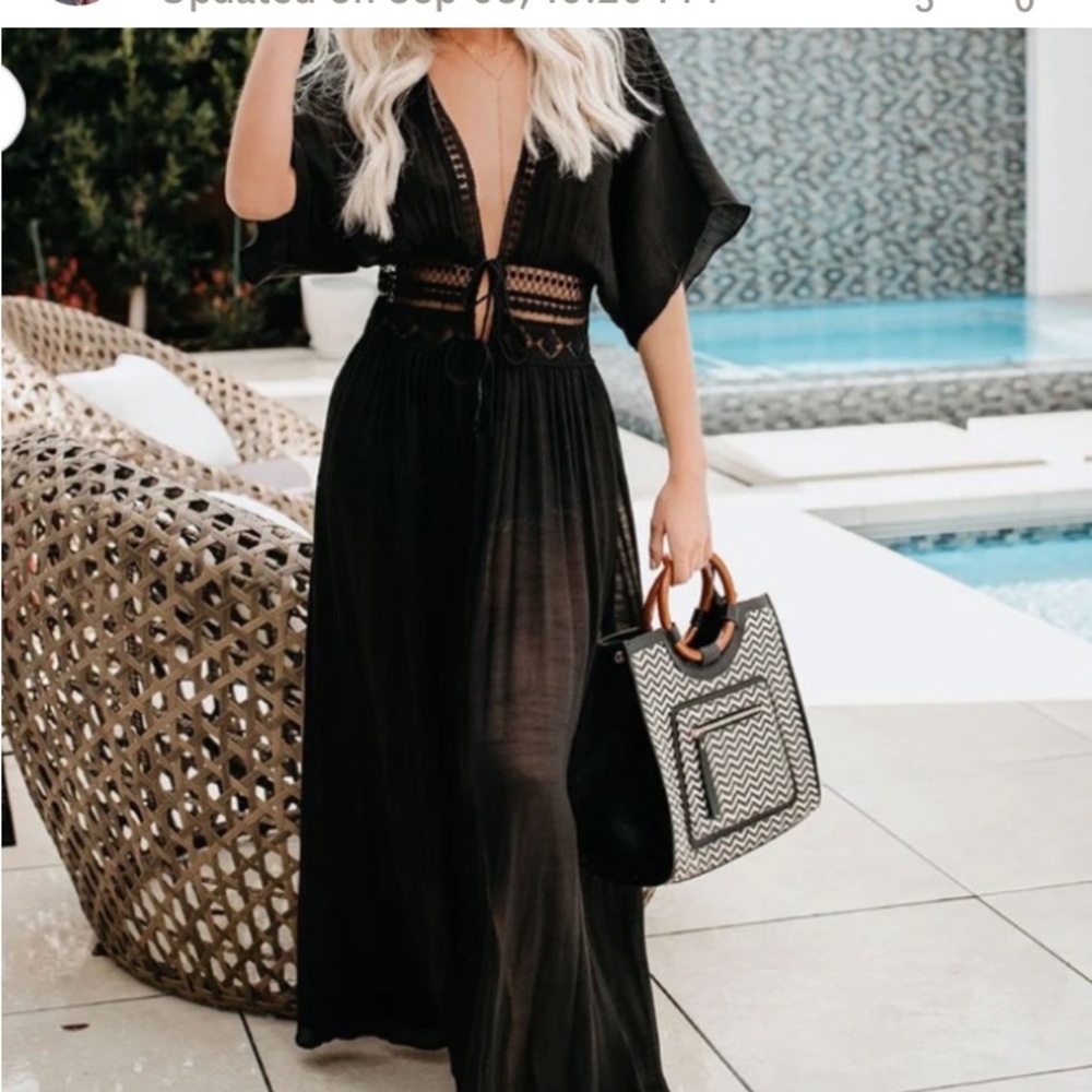 Aakaa Black Cover Up size S